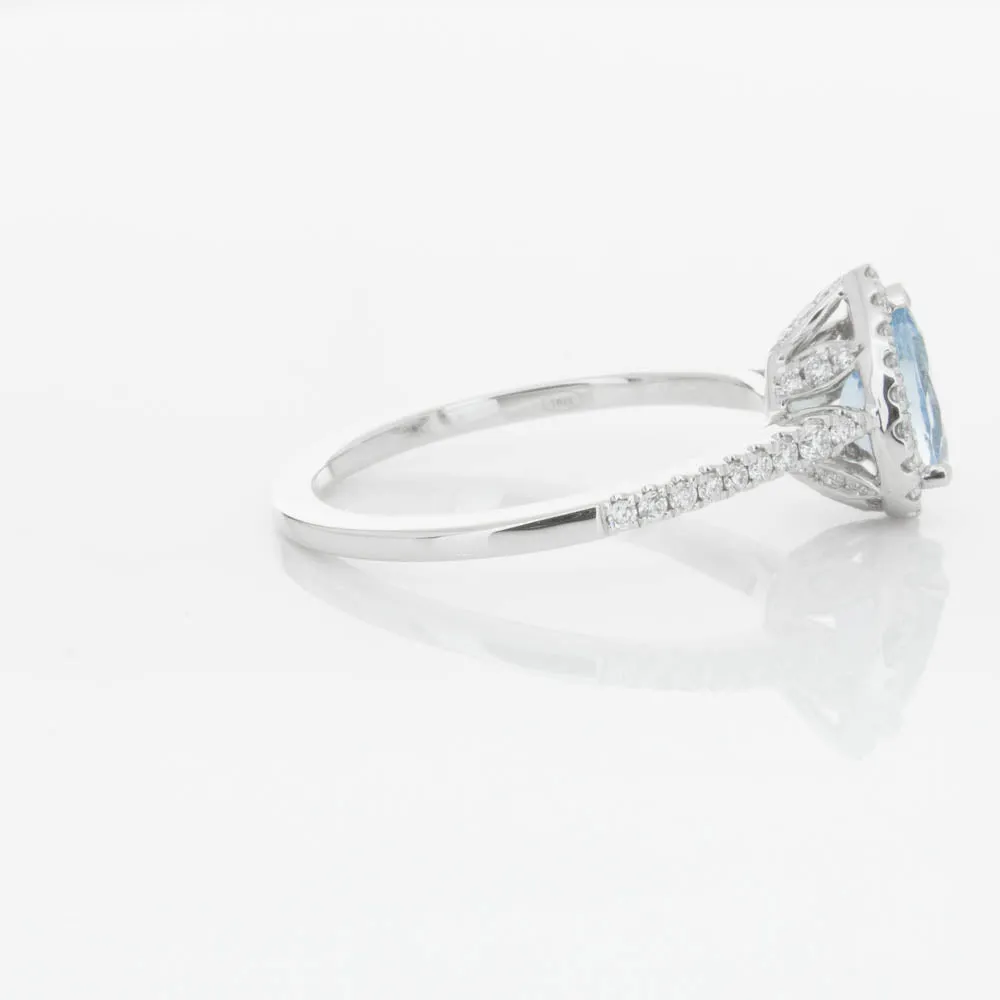 18ct White Gold .67ct Aquamarine & Diamond Mini Sierra Ring