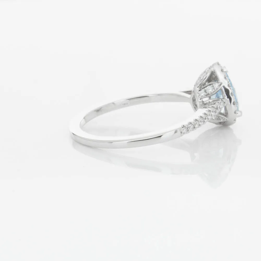 18ct White Gold .67ct Aquamarine & Diamond Mini Sierra Ring