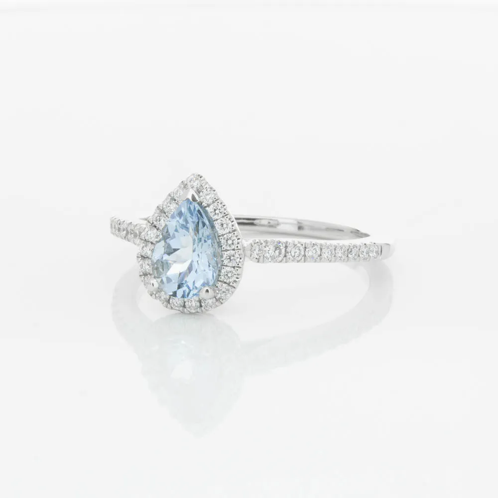 18ct White Gold .67ct Aquamarine & Diamond Mini Sierra Ring