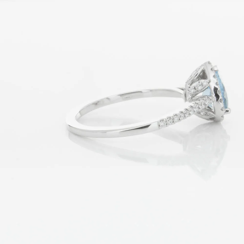 18ct White Gold .67ct Aquamarine & Diamond Mini Sierra Ring