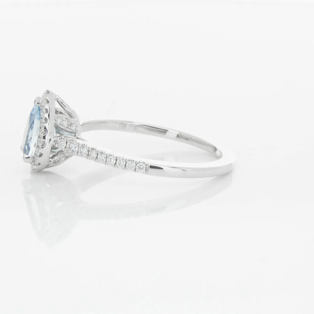 18ct White Gold .67ct Aquamarine & Diamond Mini Sierra Ring