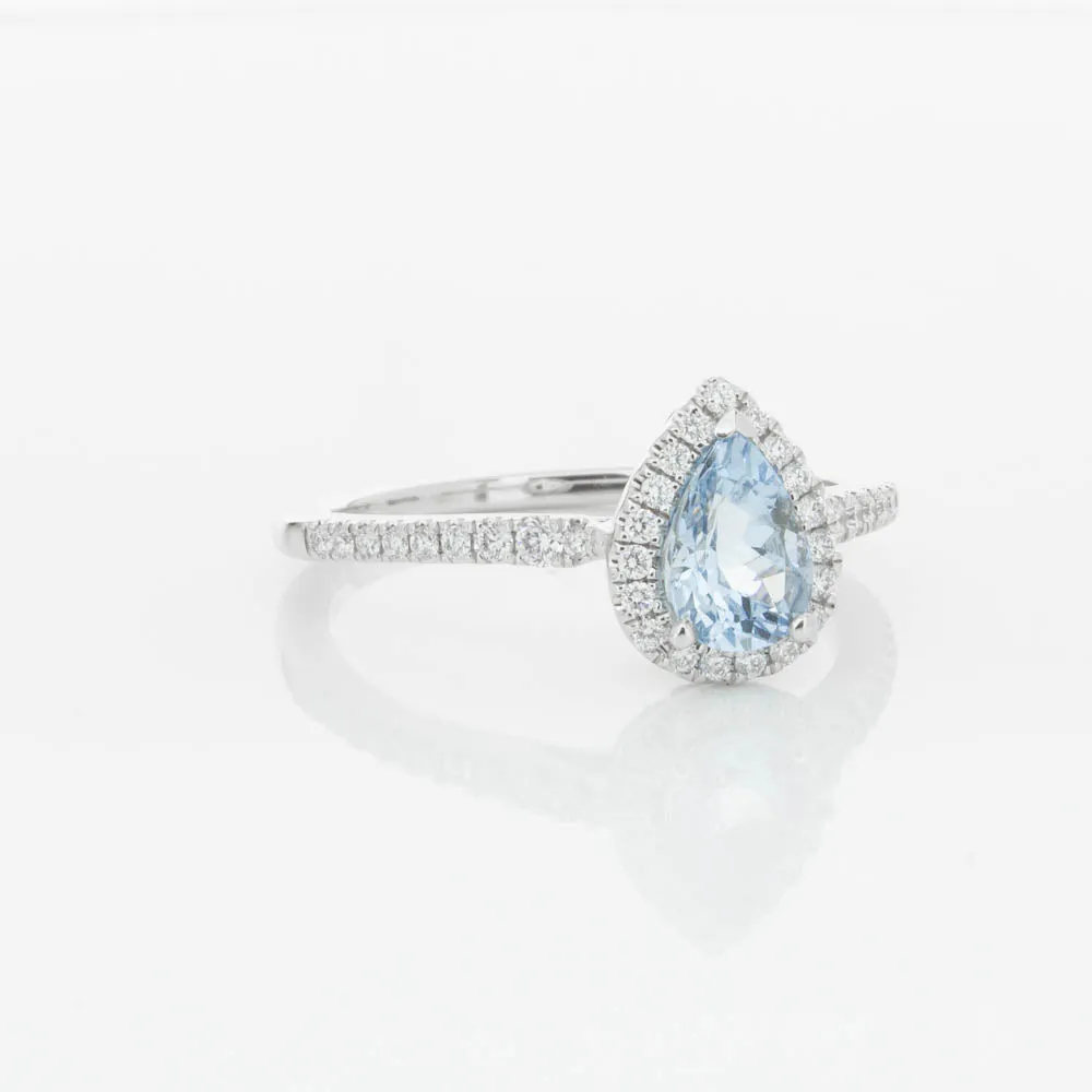 18ct White Gold .67ct Aquamarine & Diamond Mini Sierra Ring