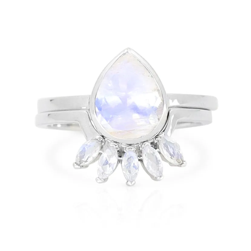 9K White Gold Moonstone Tear Drop Ring