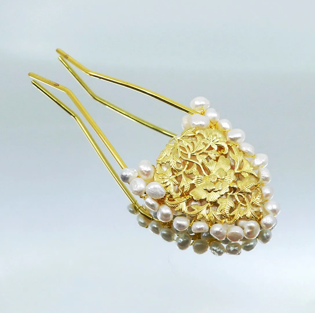 Baroque Pearl Poeny Double-pronged Hairpin