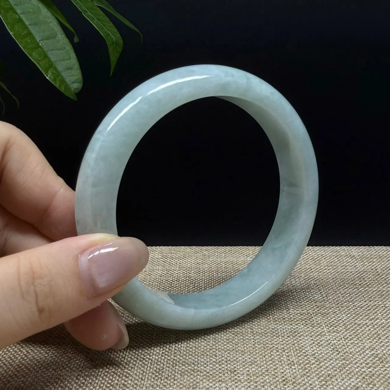 Genuine Burmese Green Jade Jadeite Bangle Bracelet ( 63.1mm )