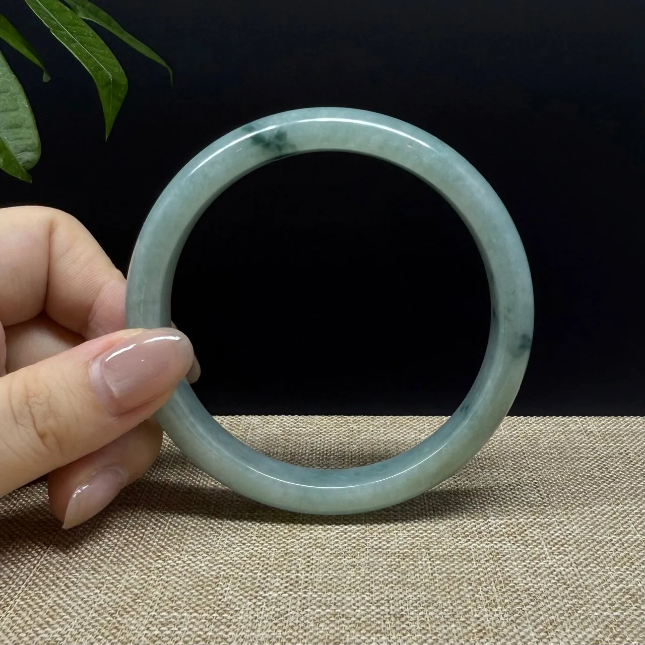 Genuine Burmese Green Jade Jadeite Bangle Bracelet ( 66.7mm )