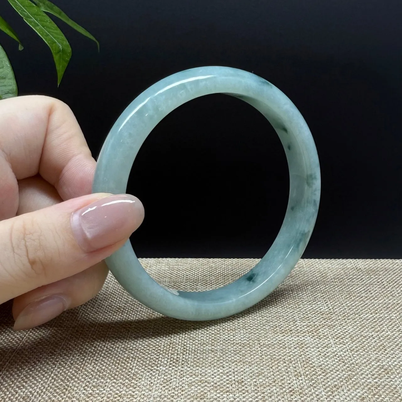 Genuine Burmese Green Jade Jadeite Bangle Bracelet ( 66.7mm )