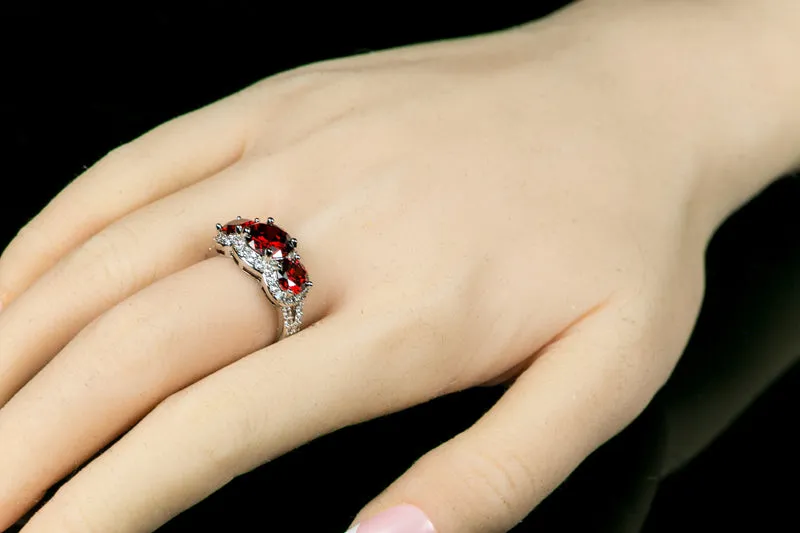 Merion Three Garnet Red Round Stone Trio Ring  | 6.8ct