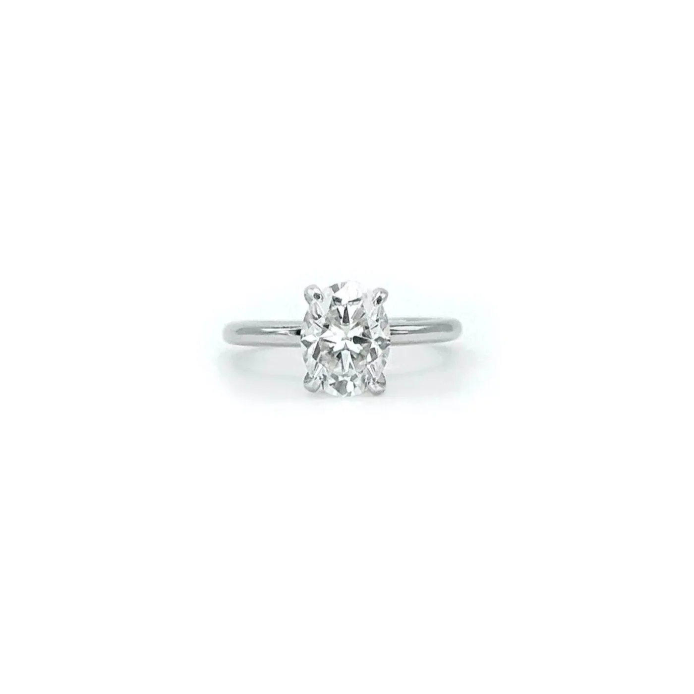 Oval Cut Moissanite Ring