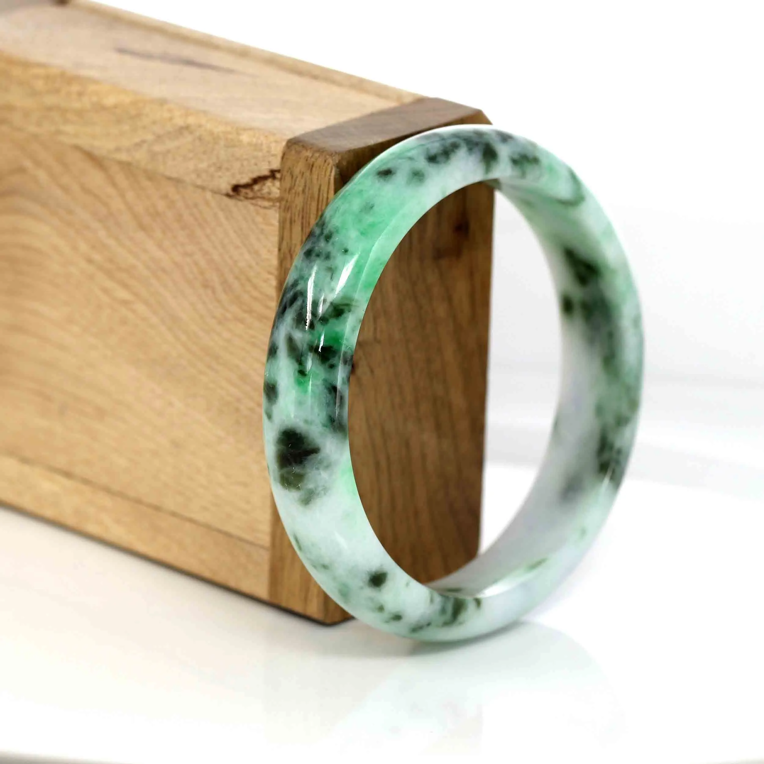 RealJade® "Classic Bangle" Genuine Burmese Green Jadeite Jade Bangle Bracelet (56.56 mm ) #350