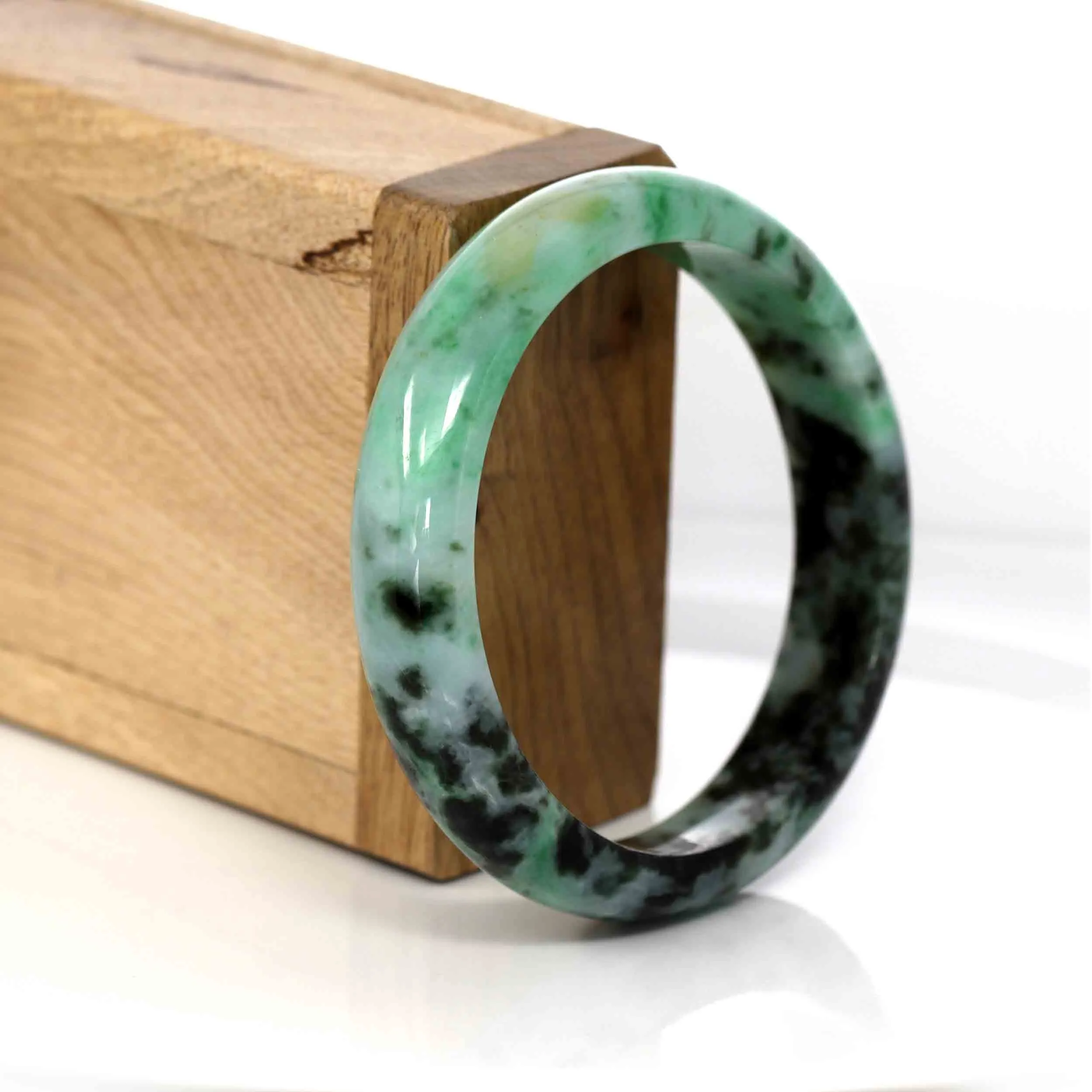 RealJade® "Classic Bangle" Genuine Burmese Green Jadeite Jade Bangle Bracelet (57.03mm ) #307