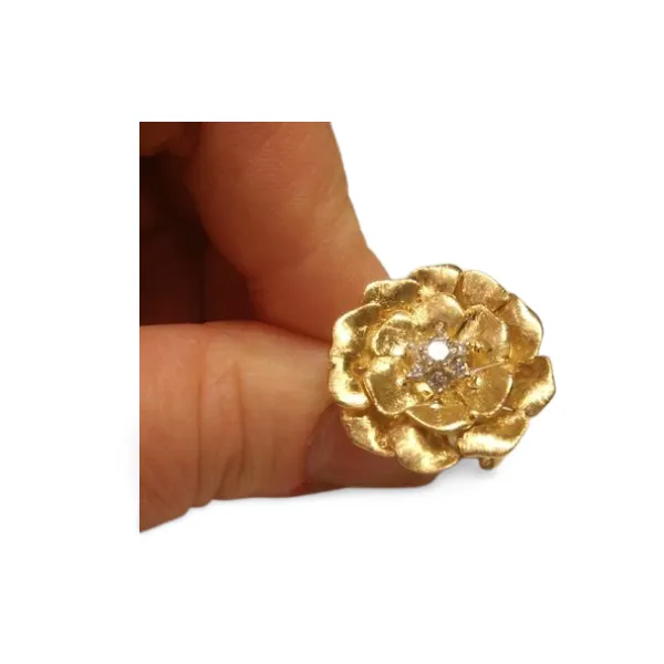 Stunning 14K Yellow Brushed Gold Diamond Floral Flower Cocktail Ring