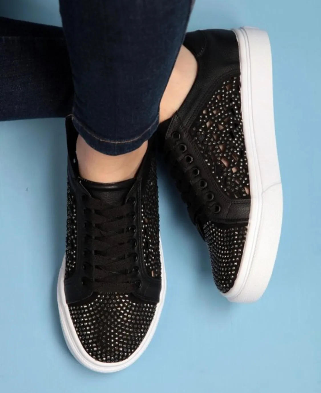 The Dazzle Sneakers • Black