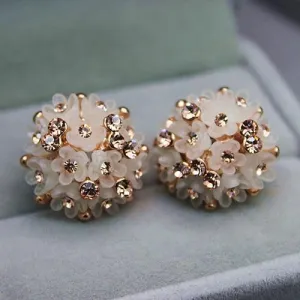 Zana Flower Stud Earrings